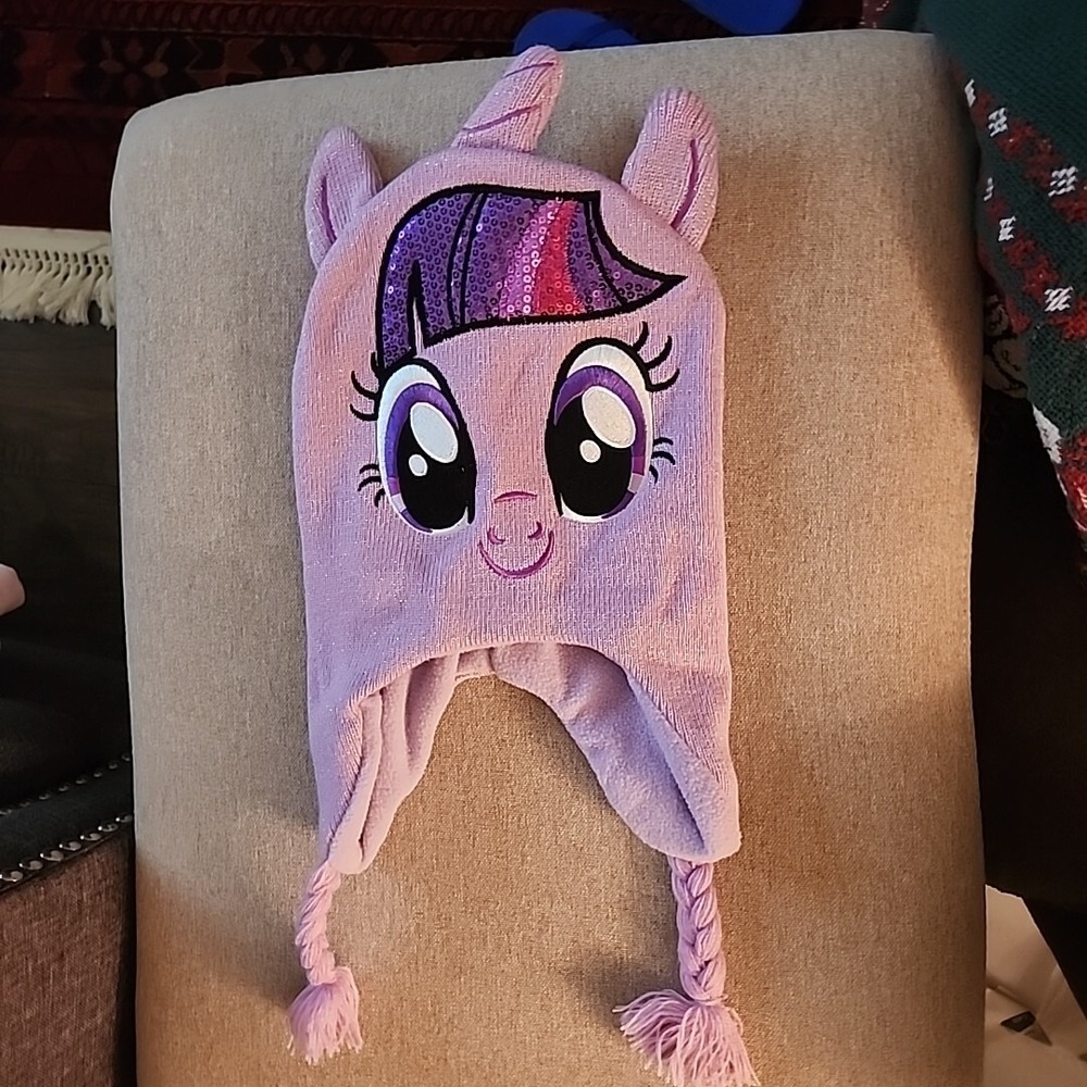 My Little Pony  Beanie Hat Cap Girls Youth Purple (One-Size-Fits-All)